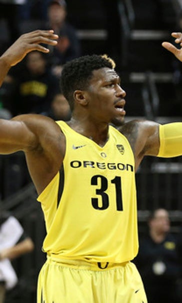 Ennis scores 18 as No. 23 Oregon rallies past Boise St 68-63